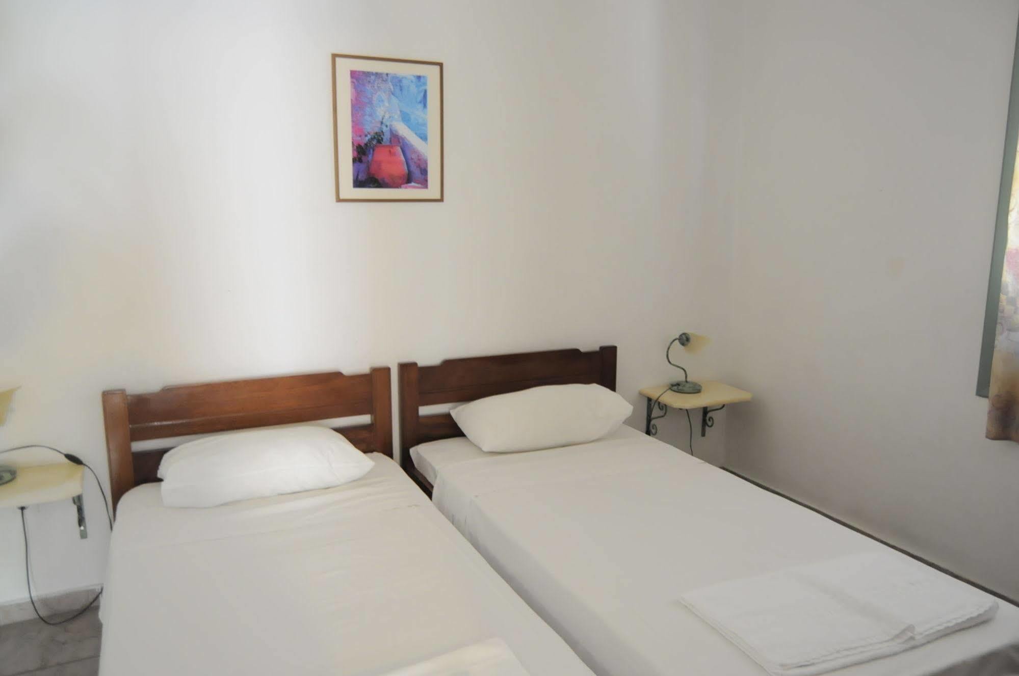 Amazones Villas Apartments Hersonissos  Ngoại thất bức ảnh