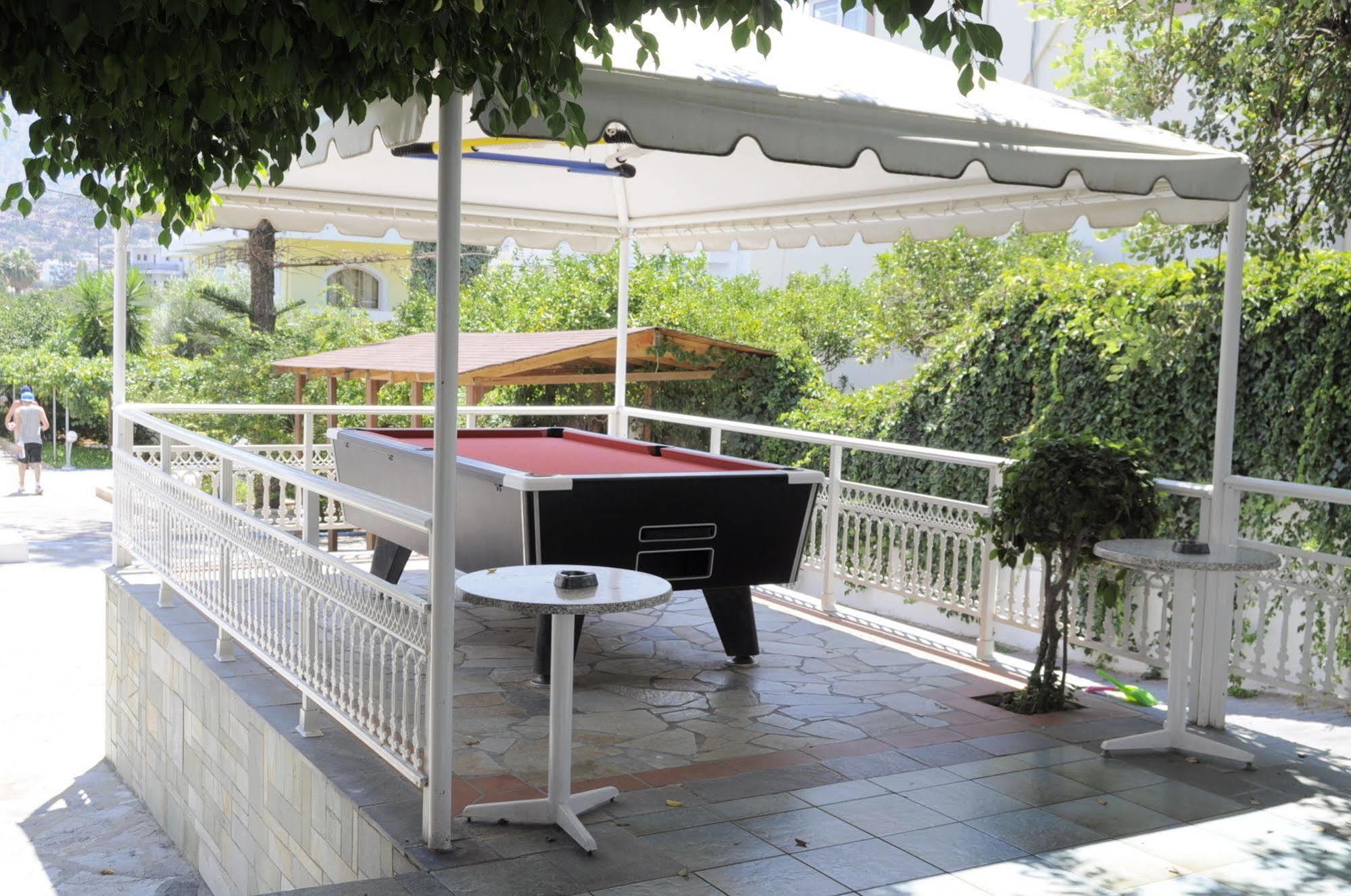 Amazones Villas Apartments Hersonissos  Ngoại thất bức ảnh